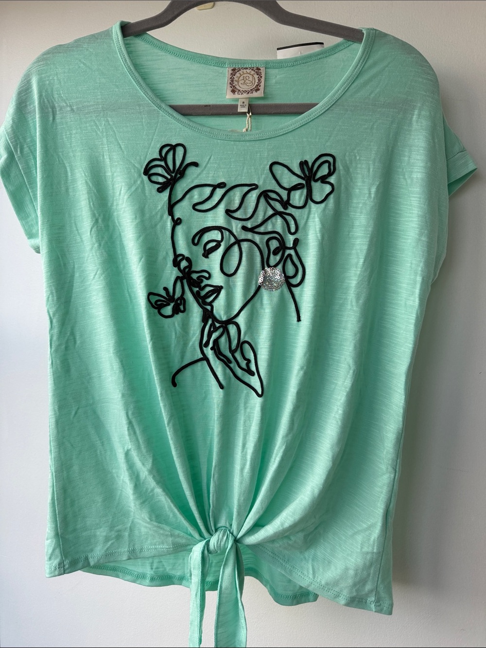 Women’s Mint Green Tie-Front Top with Floral Line Art